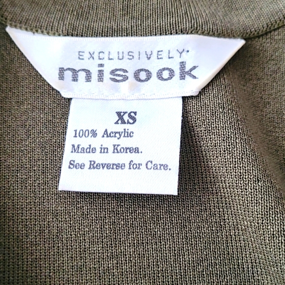 misook Olive Green Sleeveless Knit Top - Picture 5 of 6